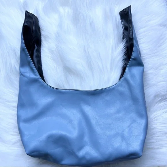 Merit x Proenza Schouler Bag Cosmetic Limited Edition Reversible Vegan Leather - Picture 5 of 11